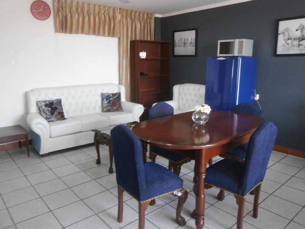 Strenua Santa Maria Suites Трухільйо Екстер'єр фото