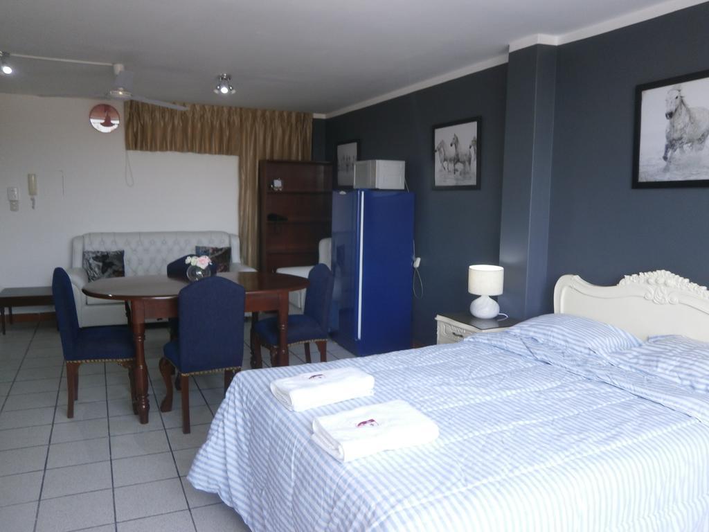 Strenua Santa Maria Suites Трухільйо Екстер'єр фото